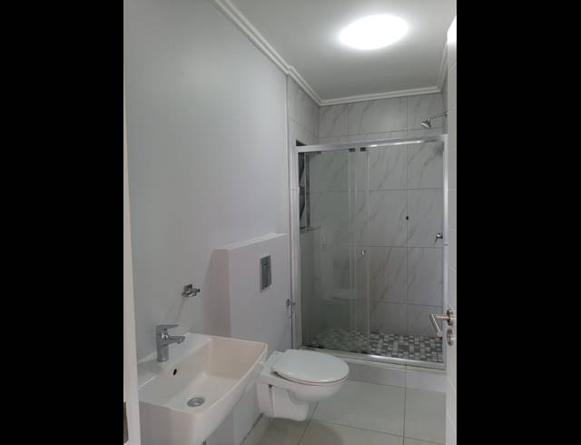 2 BEDROOM APARTMENT TO LET IN UMHLANGA RIDGE